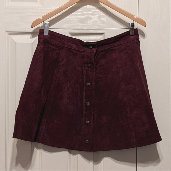 EUC Forever 21 leather mini skirt $50 - Picture 1 of 8